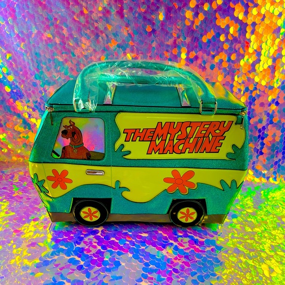 COPY - Dolls Kill x Scooby Doo Mystery Machine Weekender Bag - Picture 7 of 10